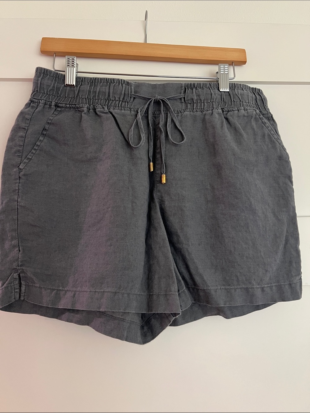 Ellen Tracy Charcoal High-Waist Drawstring Linen-Blend Shorts